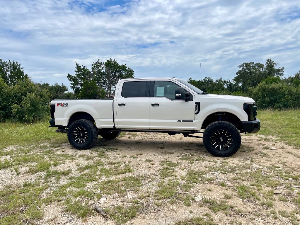 2017 Ford F-250 Image 4