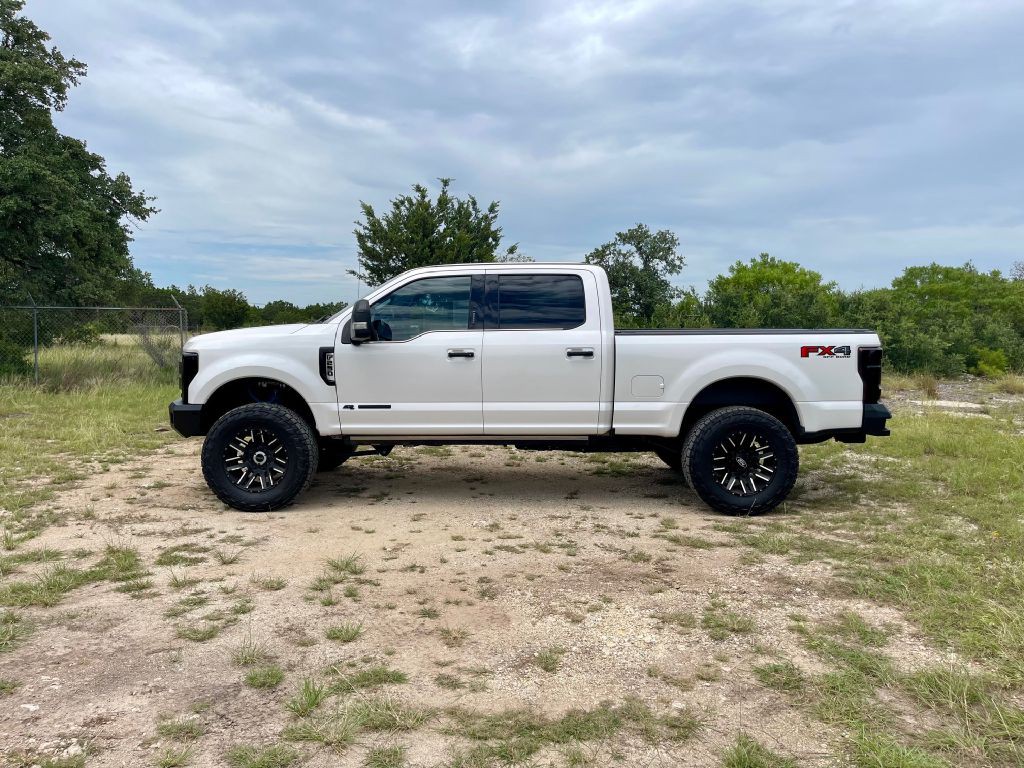 2017 Ford F-250 Image 5