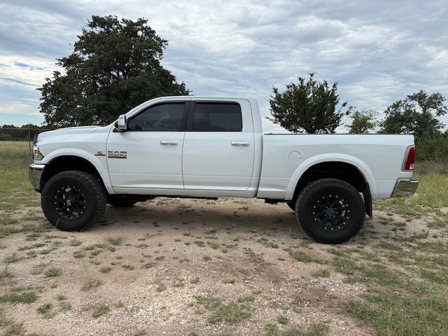 2017 RAM 2500 Image 8