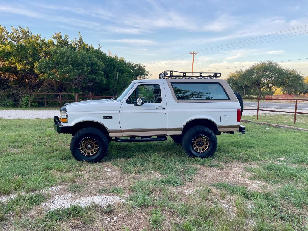 1996 Ford Bronco Image 5