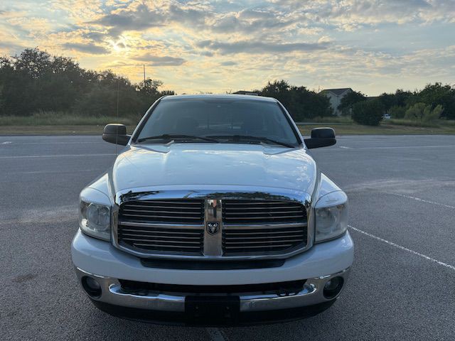 2008 Dodge Ram 2500 Image 2