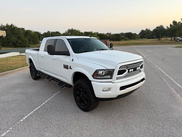 2018 RAM 2500 Image 3