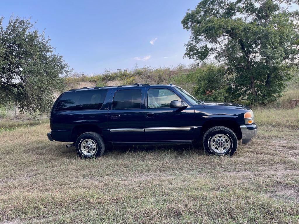 2004 GMC Yukon Image 4