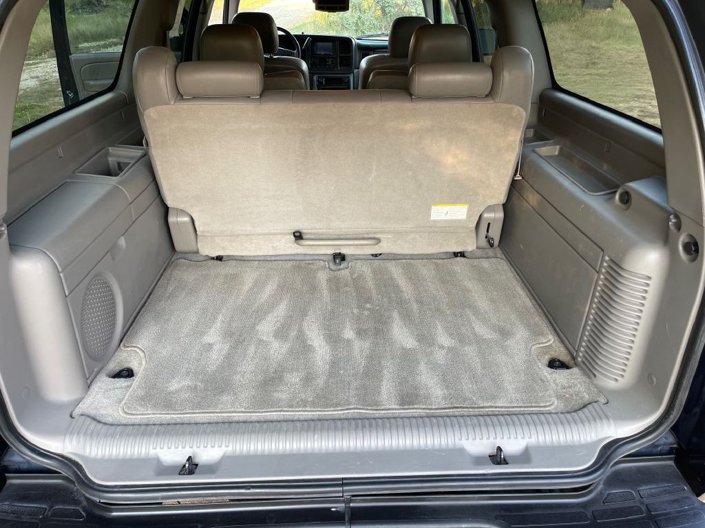 2004 GMC Yukon Image 12