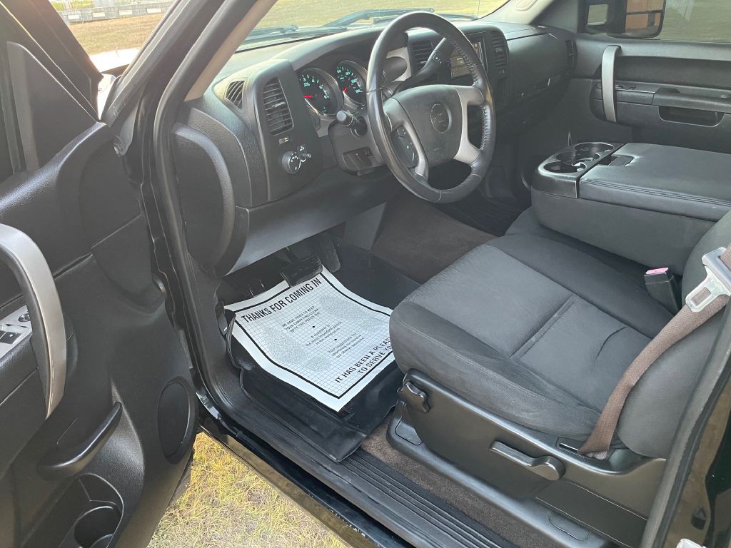 2010 Chevrolet Silverado 1500 Image 9