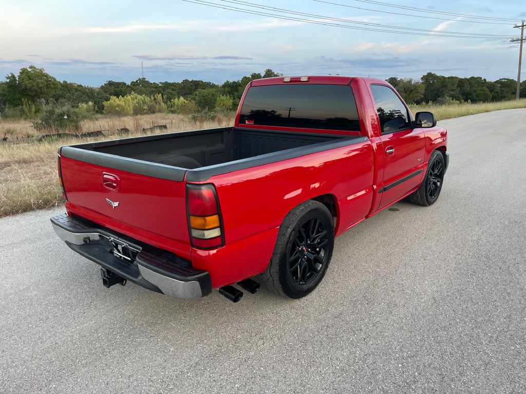 2007 GMC Sierra Image 8