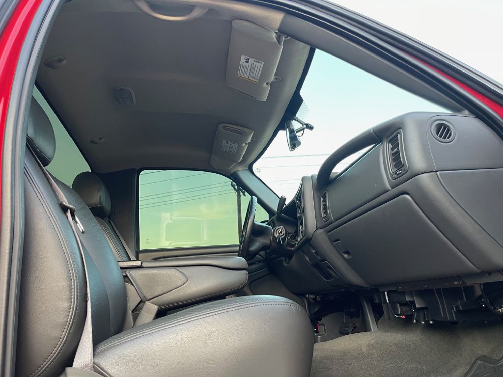 2007 GMC Sierra Image 14