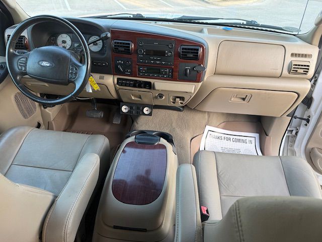 2005 Ford F-250 Image 16