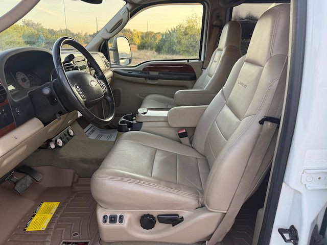 2005 Ford F-250 Image 18