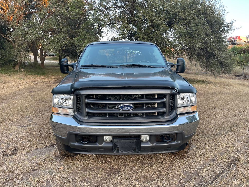 2002 Ford F-350 Image 2