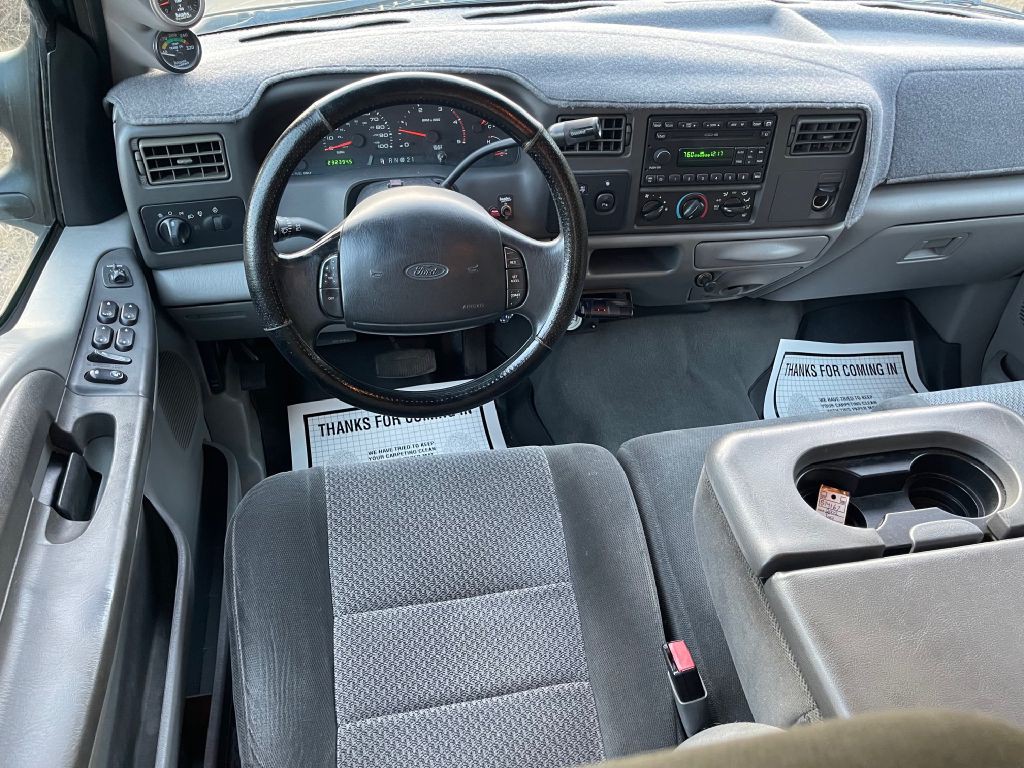 2002 Ford F-350 Image 10