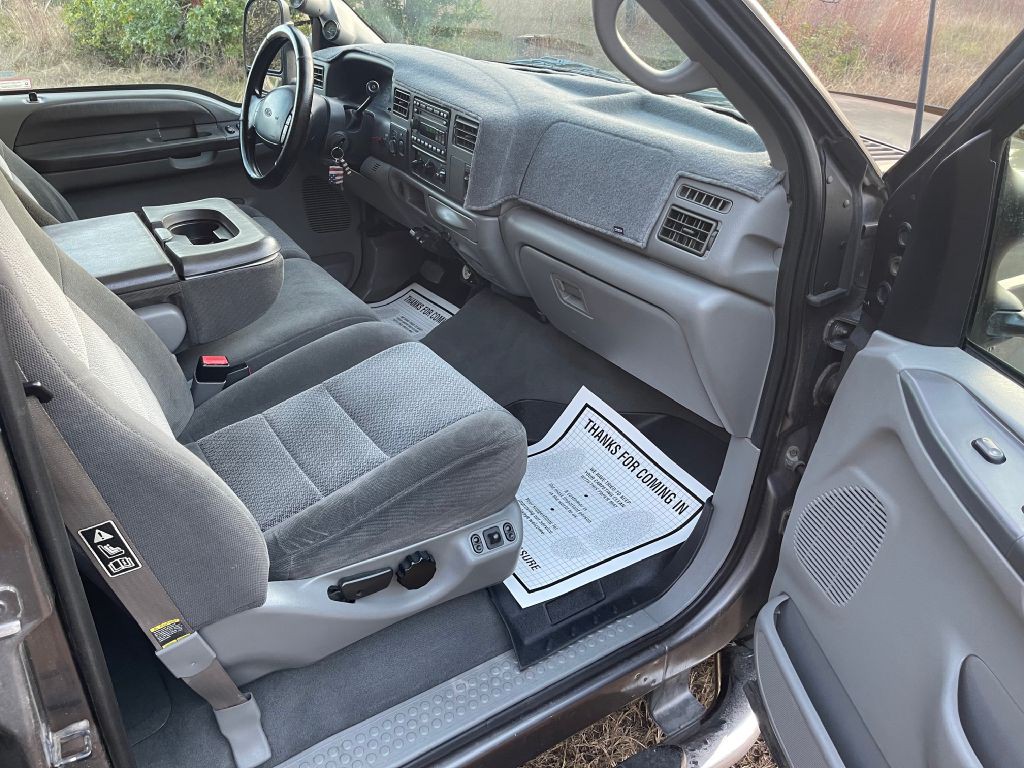2002 Ford F-350 Image 11