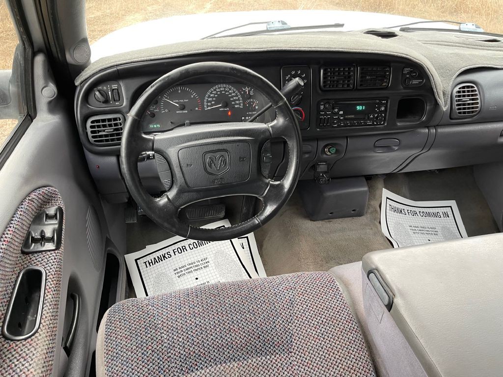 2002 Dodge Ram 2500 Image 10