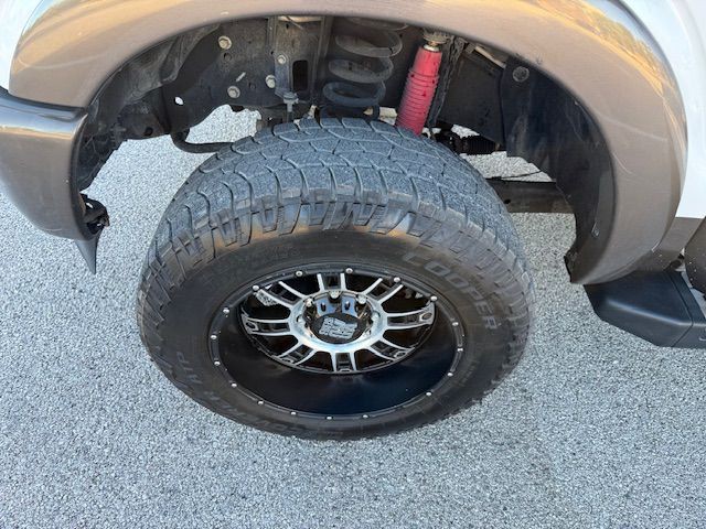 2015 Ford F-250 Image 14