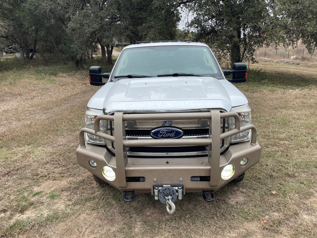 2013 Ford F-250 Image 2