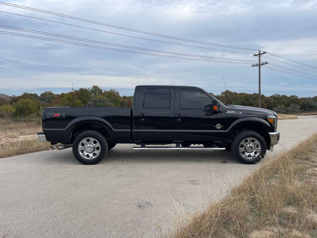 2011 Ford F-250 Image 4