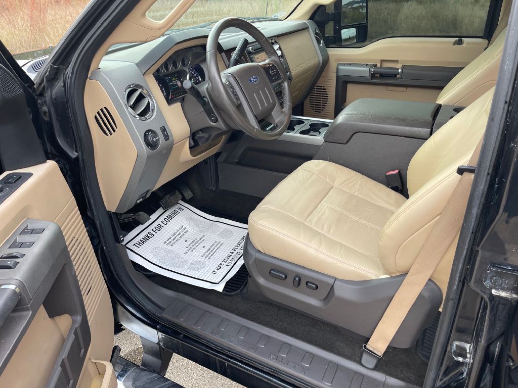 2011 Ford F-250 Image 10