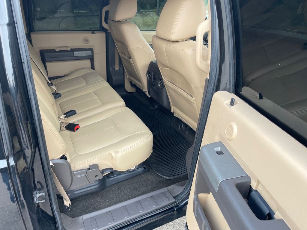 2011 Ford F-250 Image 14