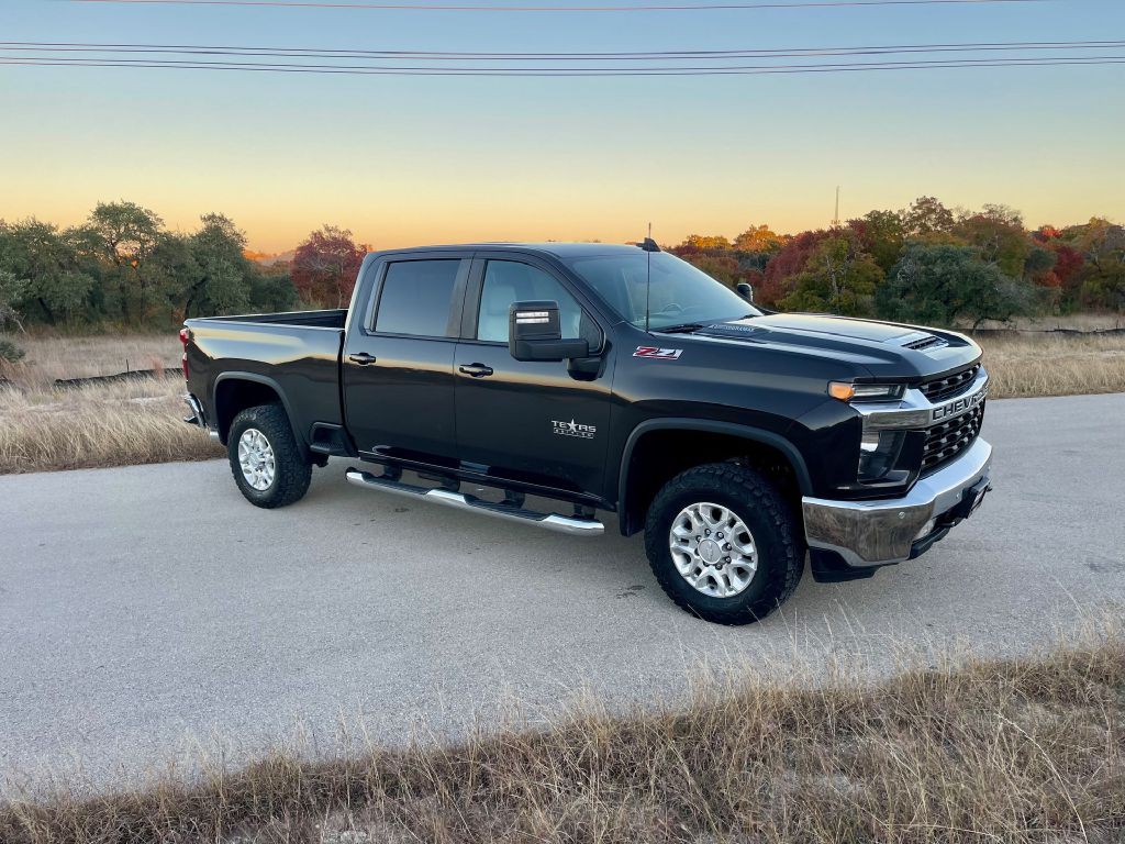 2020 Chevrolet Silverado 1500 Image 3