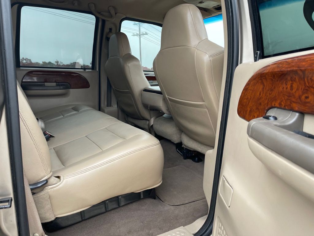 2003 Ford F-350 Image 11