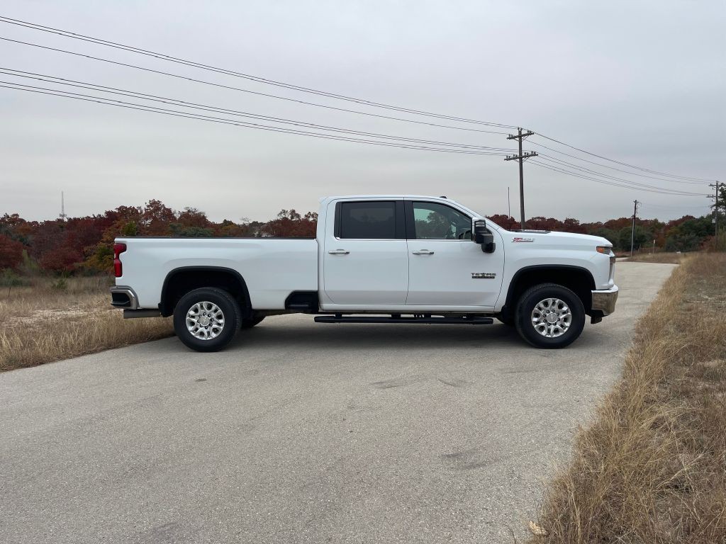 2020 Chevrolet Silverado 1500 Image 4
