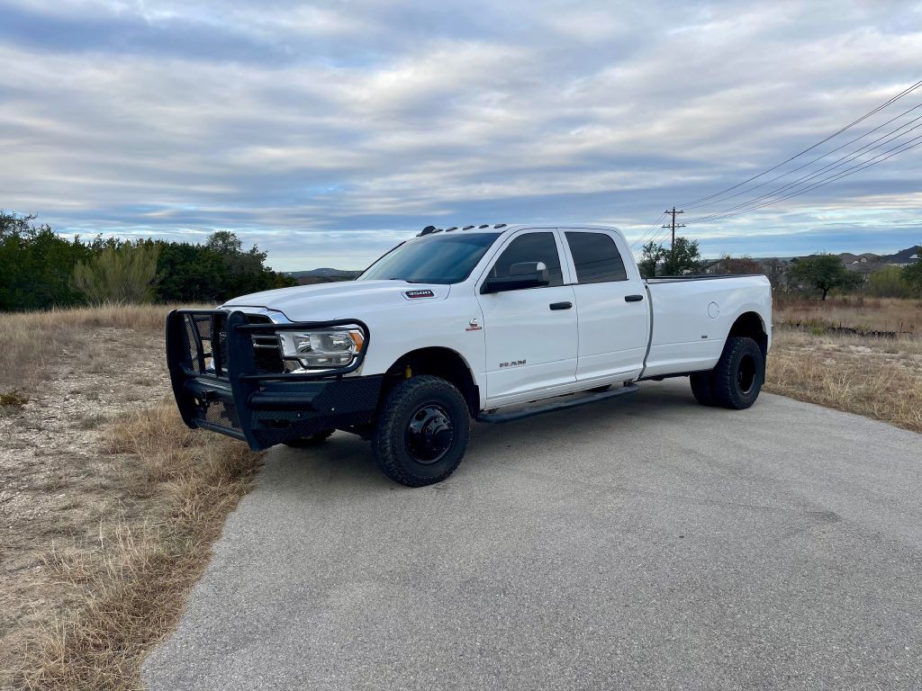 2019 RAM 3500 Image 1