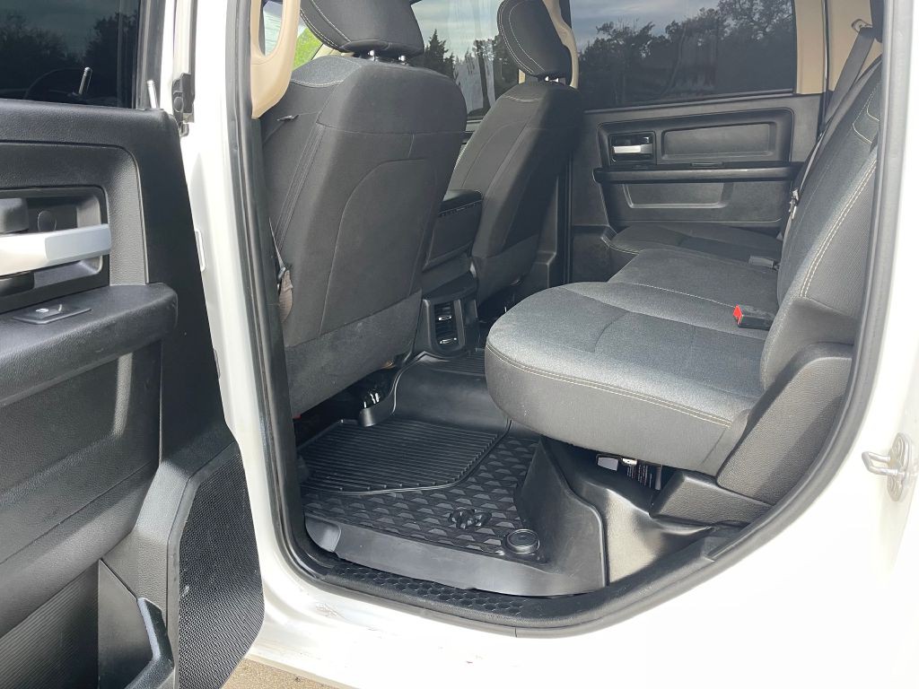 2019 RAM 3500 Image 14