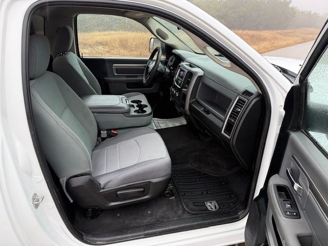 2018 RAM 3500 Image 11