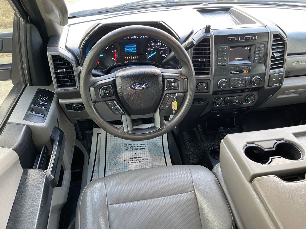 2017 Ford F-250 Image 10