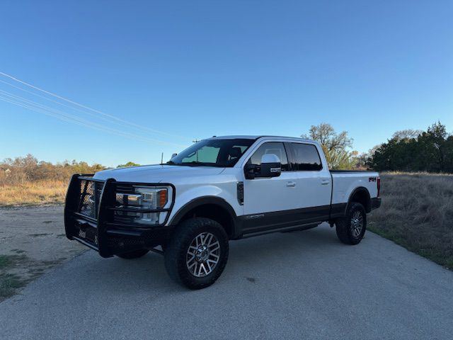 2017 Ford F-250 Image 1