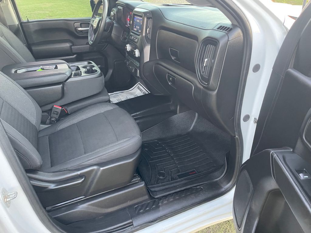 2024 GMC Sierra Image 11