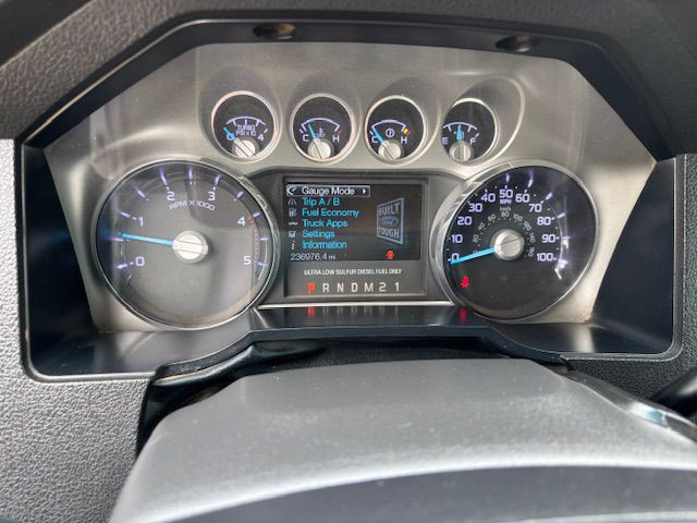 2013 Ford F-250 Image 10