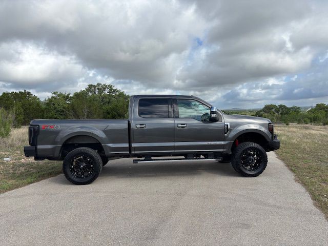 2017 Ford F-250 Image 4