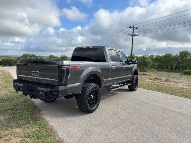 2017 Ford F-250 Image 5