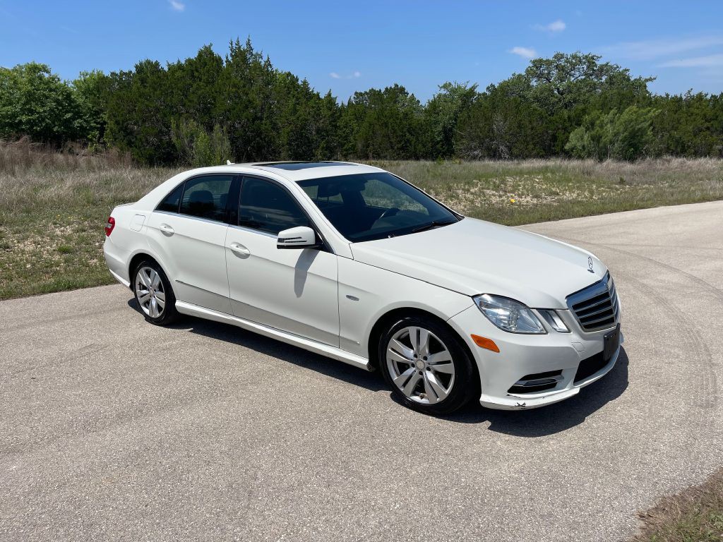 2012 Mercedes-Benz E-Class Image 4
