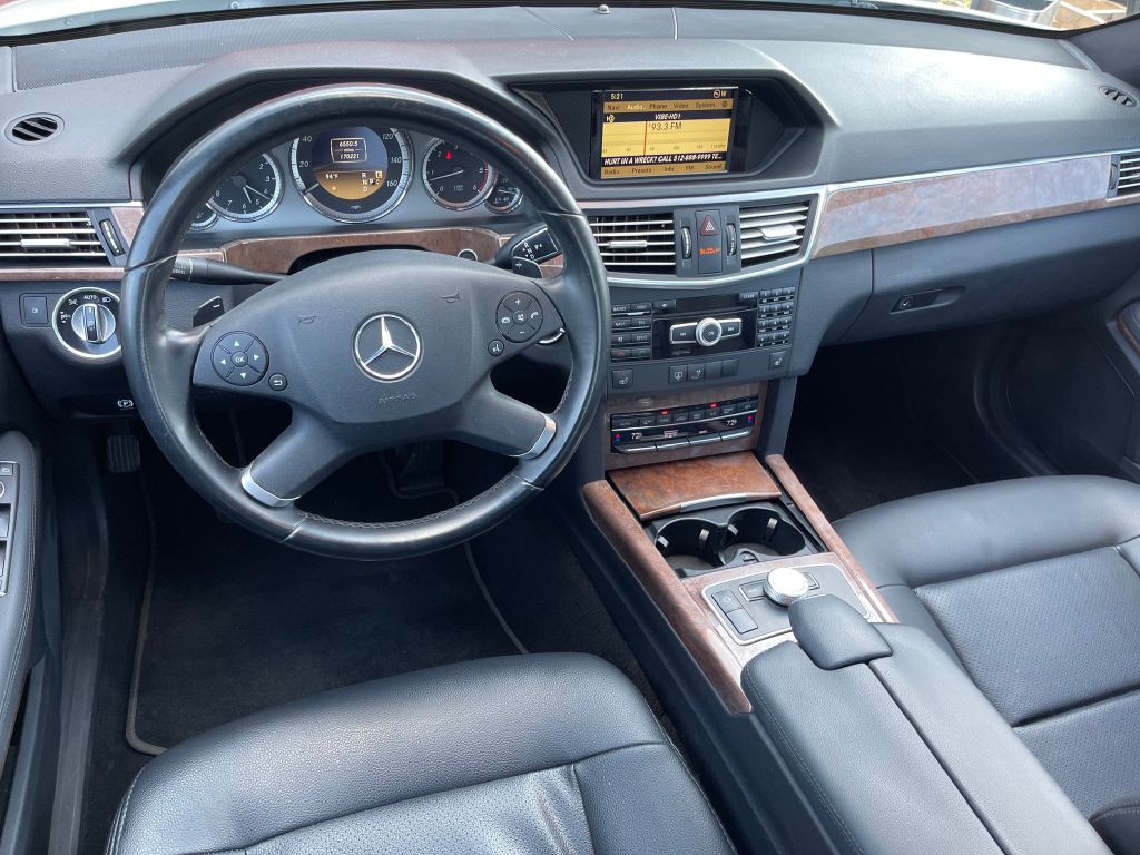 2012 Mercedes-Benz E-Class Image 9