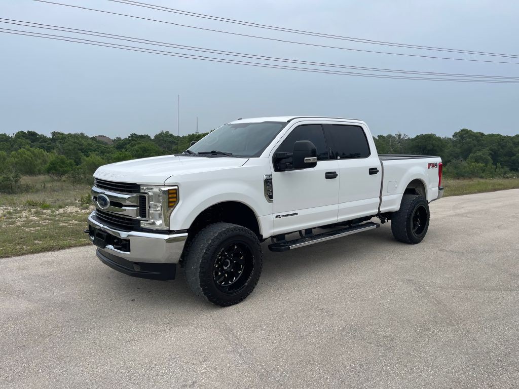 2018 Ford F-250 Image 1