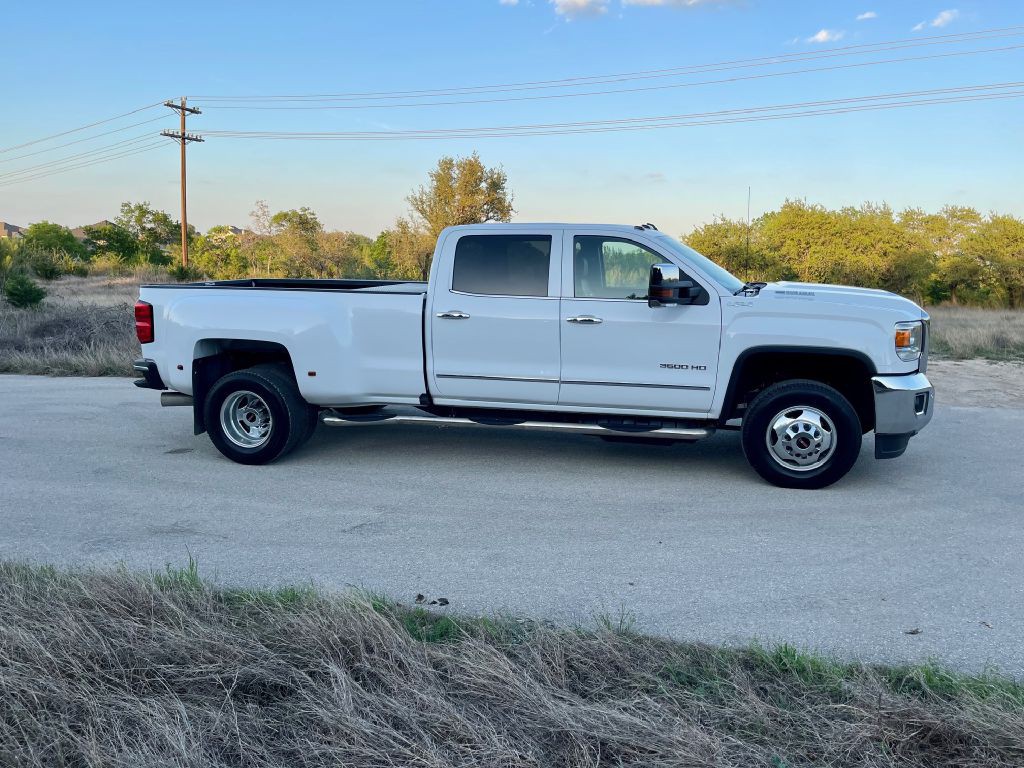 2019 GMC Sierra Image 4