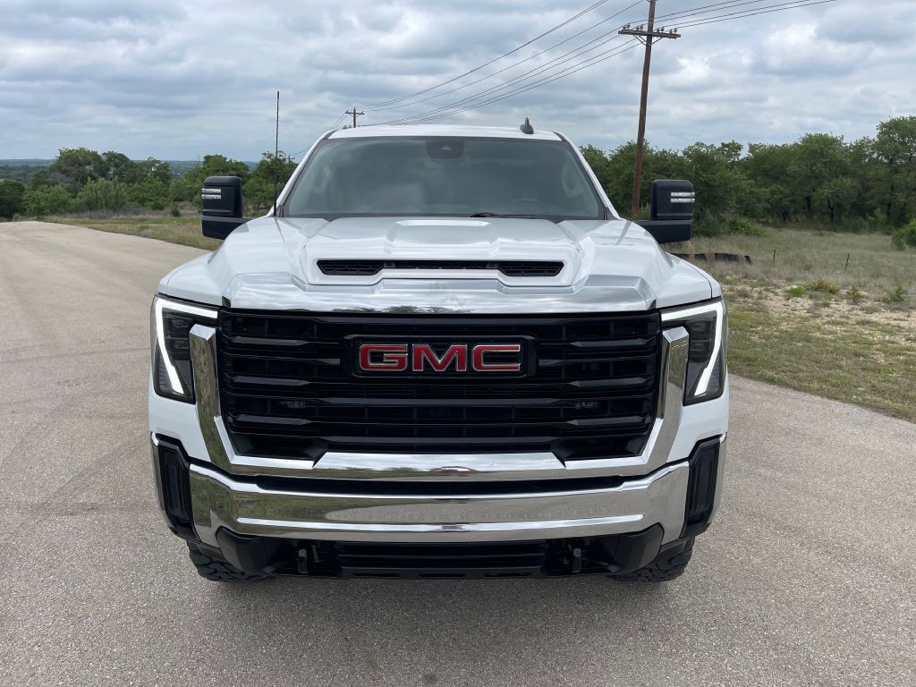 2024 GMC Sierra Image 4