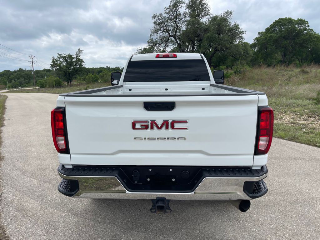 2024 GMC Sierra Image 7