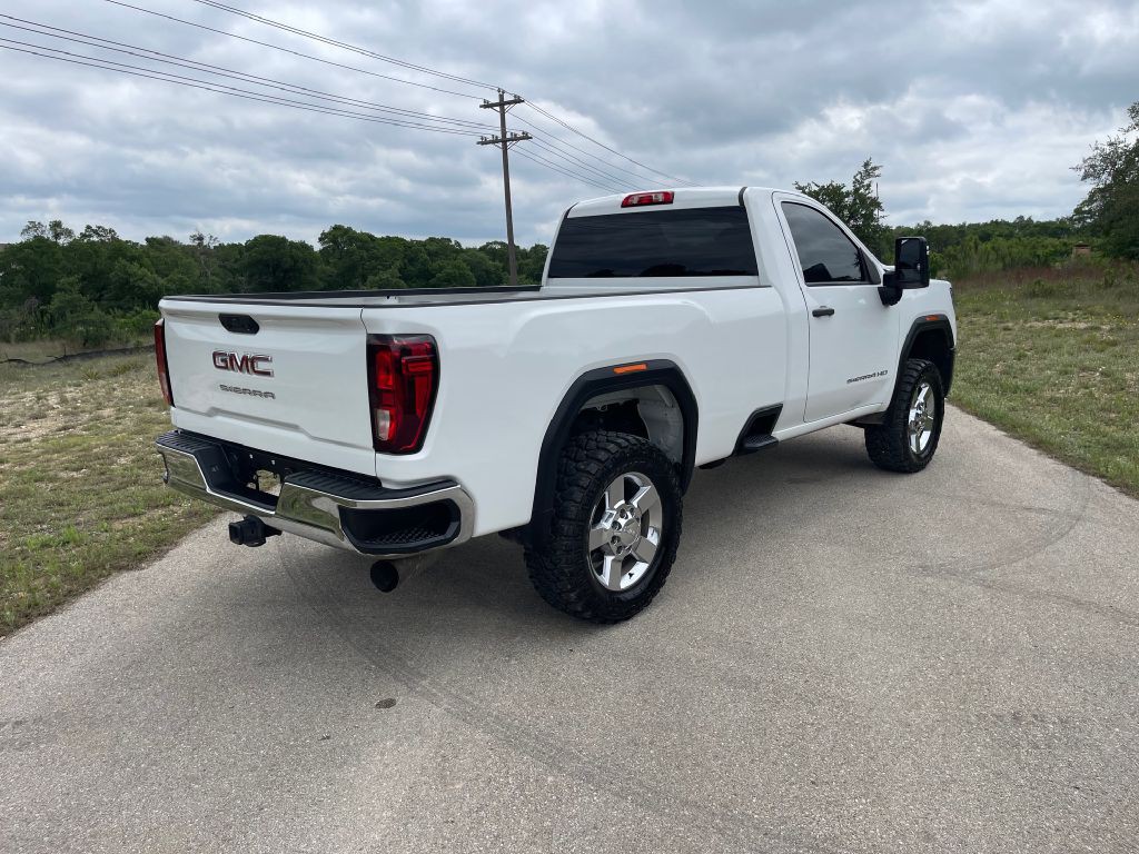 2024 GMC Sierra Image 8