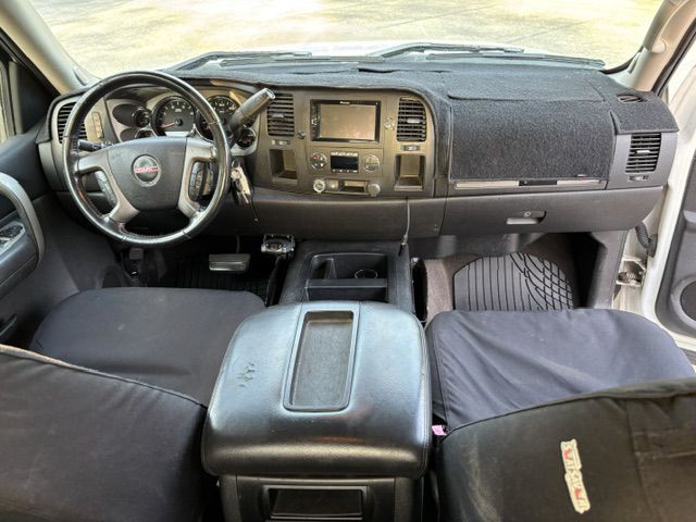 2008 GMC Sierra Image 16