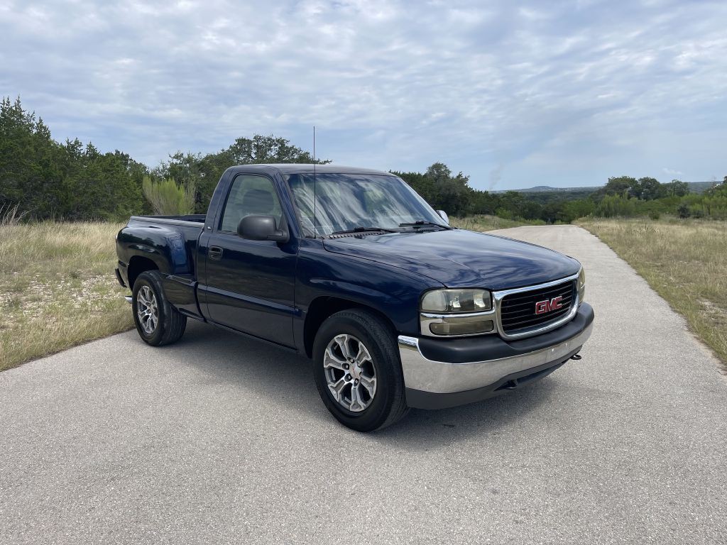 1999 GMC Sierra Image 3