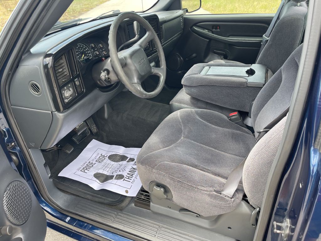 1999 GMC Sierra Image 9