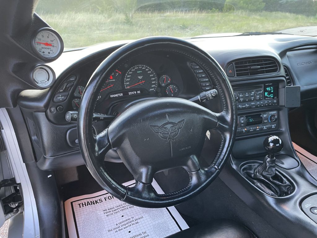2001 Chevrolet Corvette Image 14