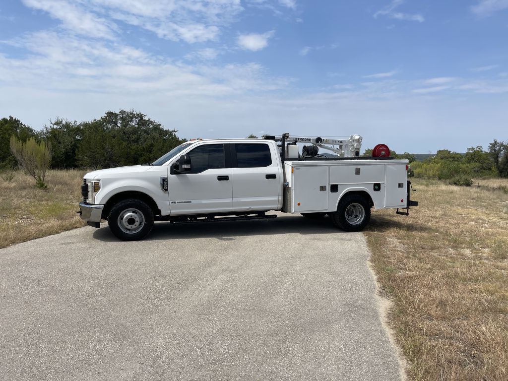 2019 Ford F-350 Image 2