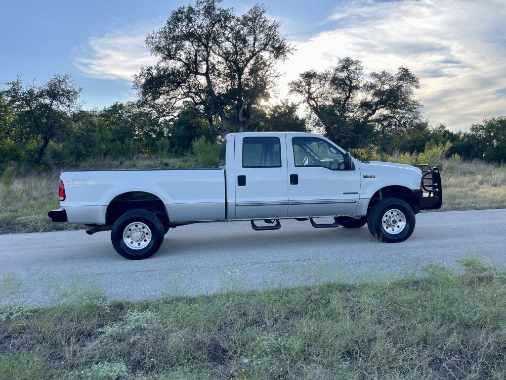 2000 Ford F-350 Image 4