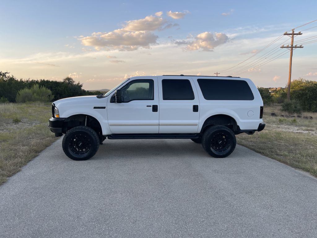 2004 Ford Excursion Image 5
