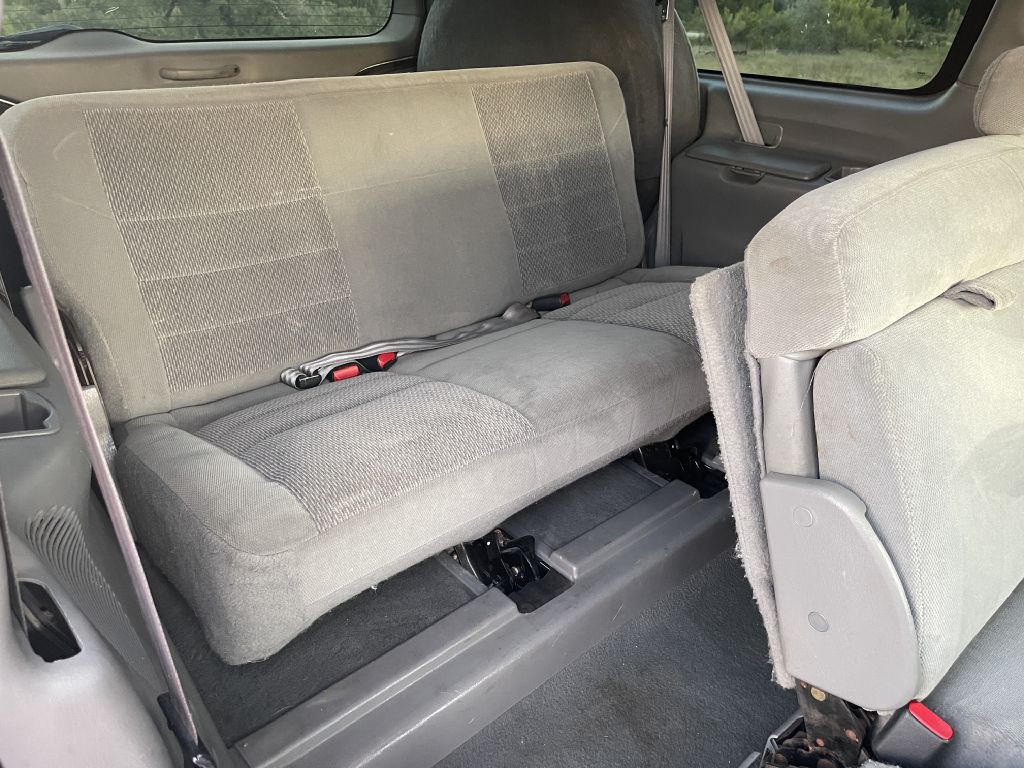 2004 Ford Excursion Image 14