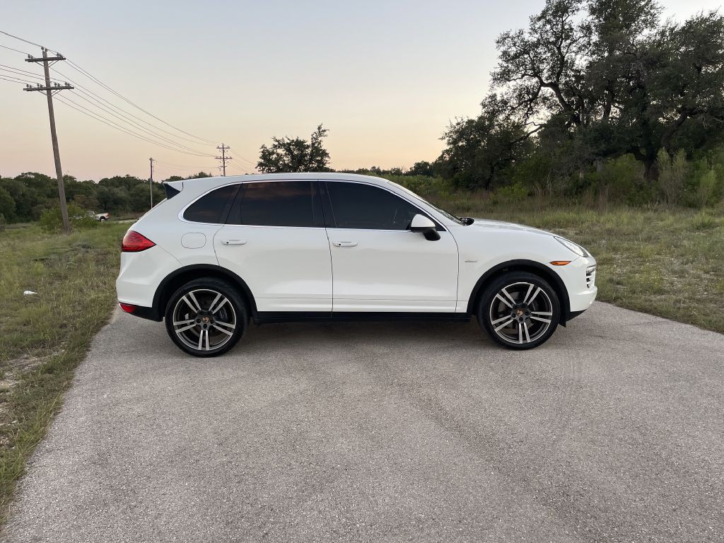 2014 Porsche Cayenne Image 4